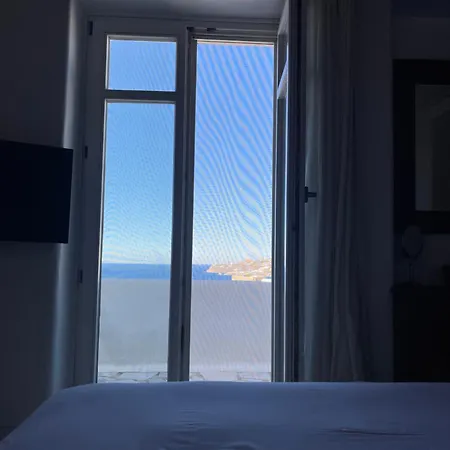 Luxurious Traditional Villa *