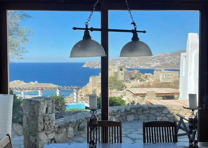 Luxurious Traditional *